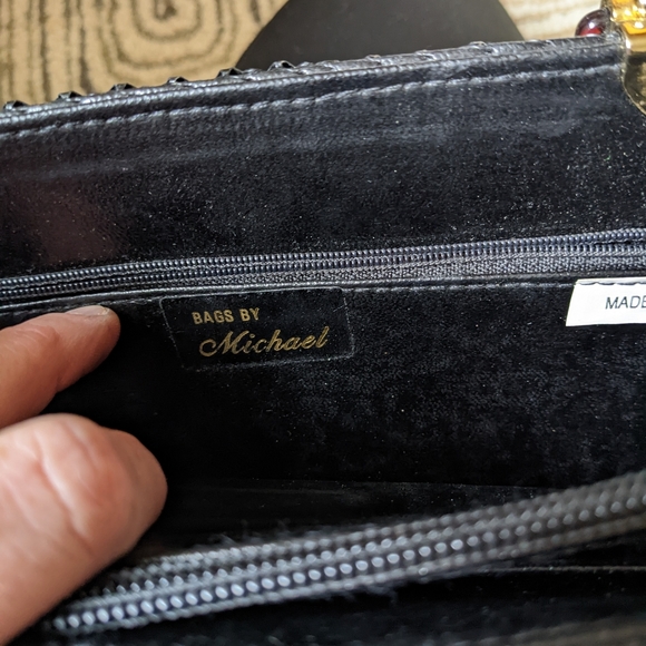 Vintage Black Metal Mesh Handbag - Picture 8 of 13